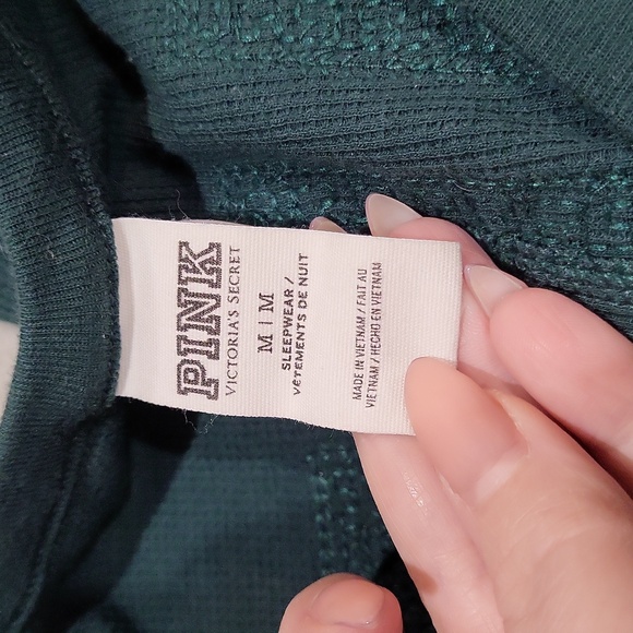 Victoria's Secret PINK Sequin Holiday Onesie - Picture 10 of 12